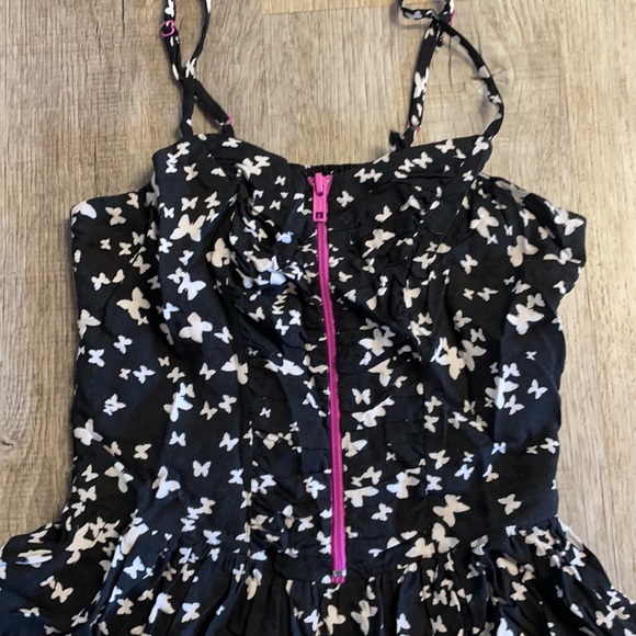 Cute Dress - Picture 2 of 4